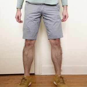 Travis Mathew Cohen Shorts Pineapple Print Men’s Size 30 Slim fit